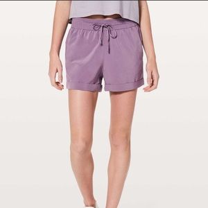 Lululemon Spring Break Away Short 4-way Stretch 3"
